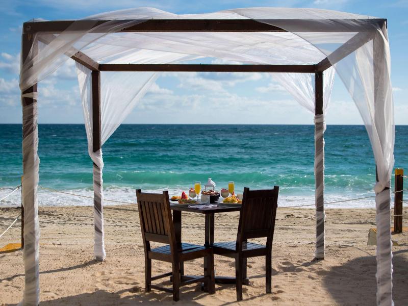 Club Regina Cancun managed by Accor image