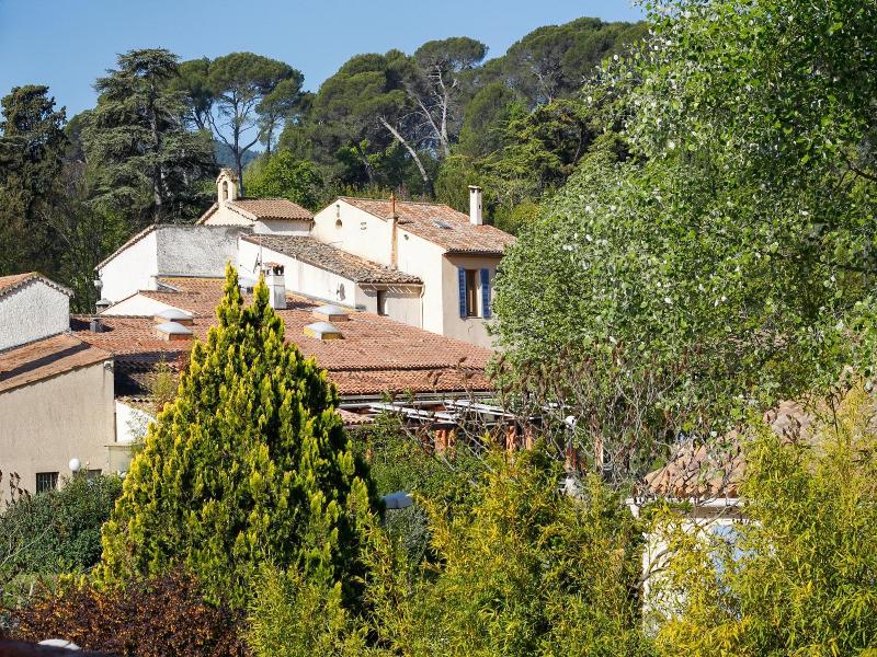 Le Domaine Du Thronnet image