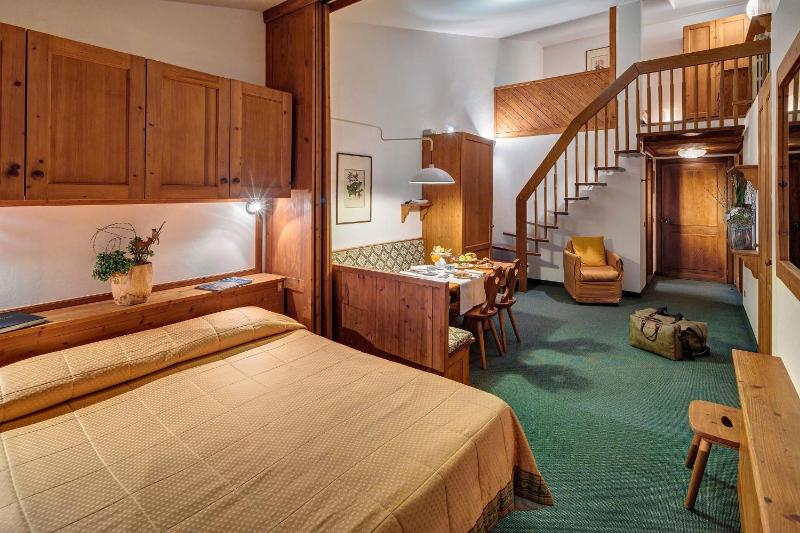 Hotel Cristallino image