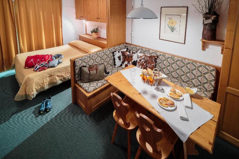 Hotel Cristallino image