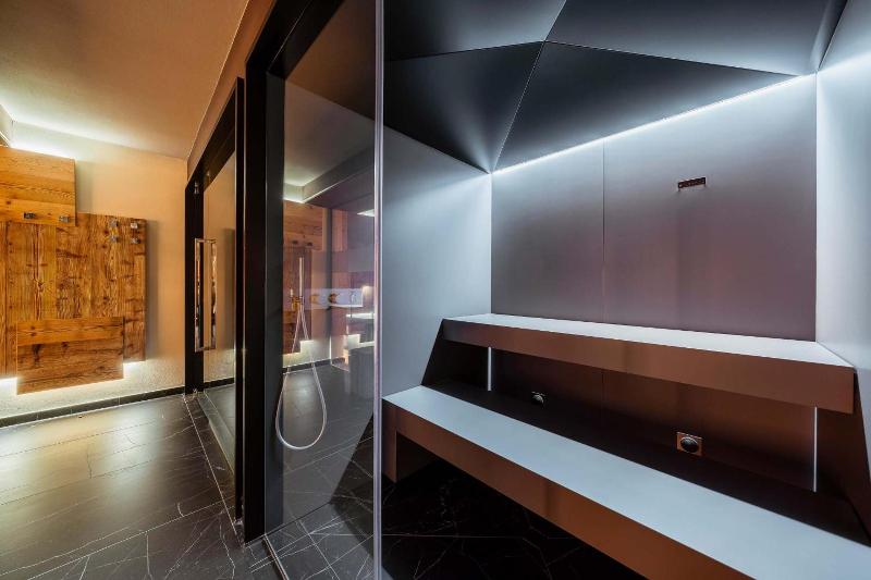 Hotel Cristallino image