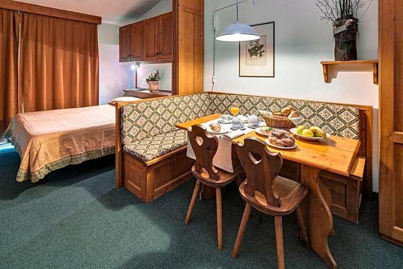 Hotel Cristallino image