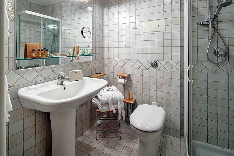 Hotel Cristallino image