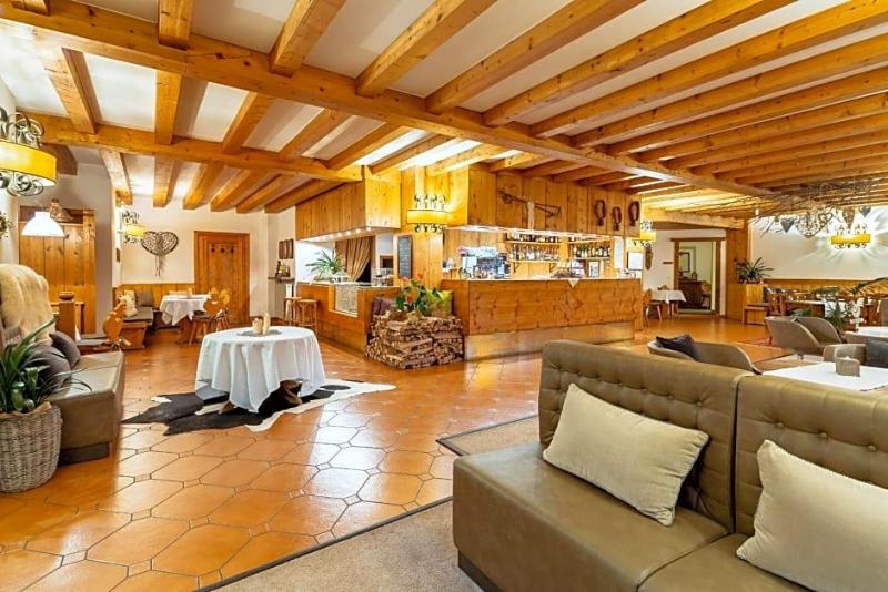 Hotel Cristallino image