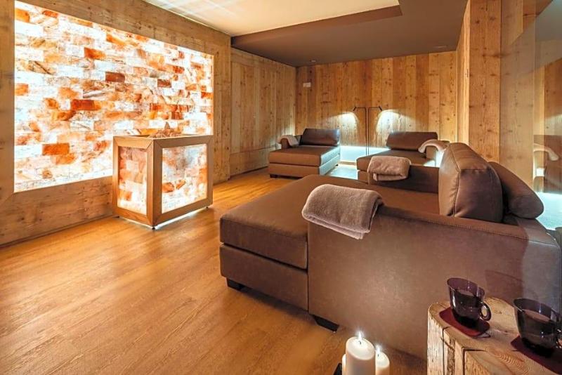 Hotel Cristallino image