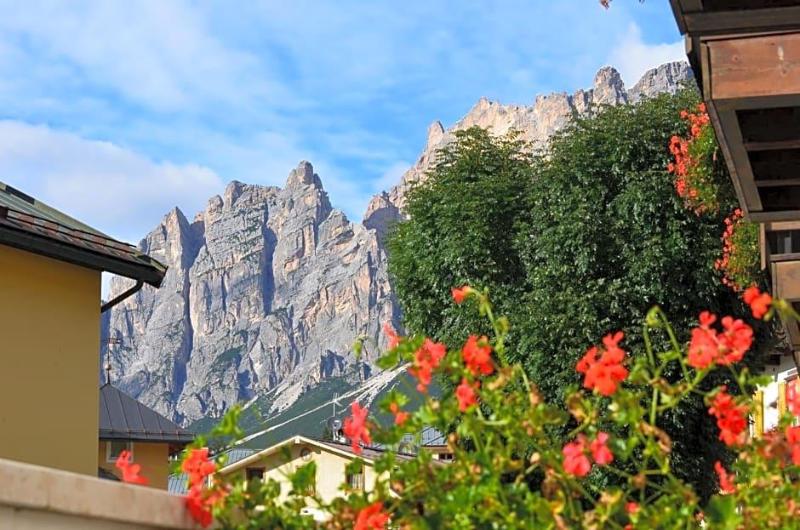 Hotel Cristallino image