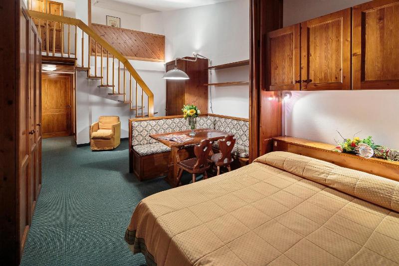 Hotel Cristallino image