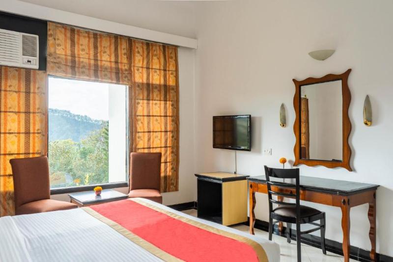 Country Inn Bhimtal image