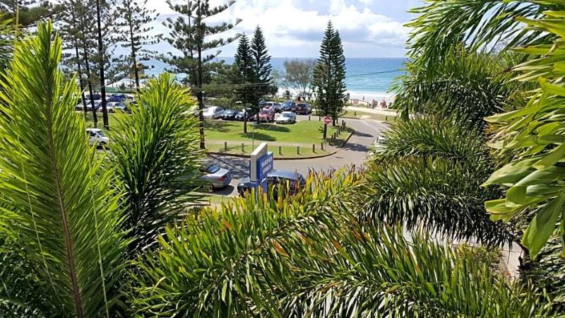 Mariner Shores Resort image