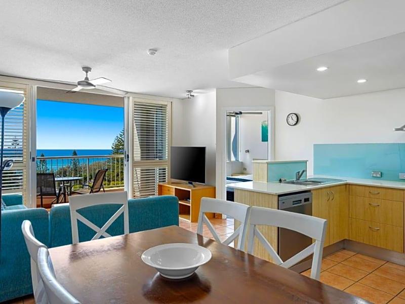 Mariner Shores Resort image