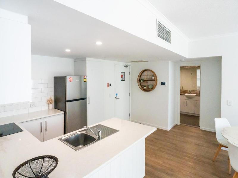 Swell Resort image