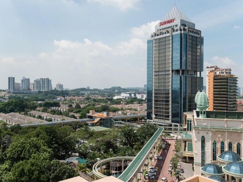 Resort Suites at Sunway Lagoon Resort image