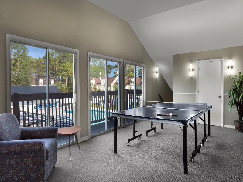 The Links Golf & Racquet Club