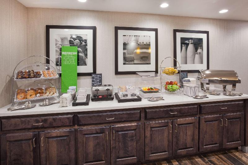 Hampton Inn & Suites Sioux City South image