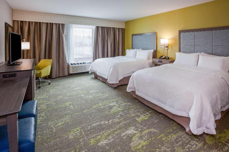 Hampton Inn & Suites Sioux City South image