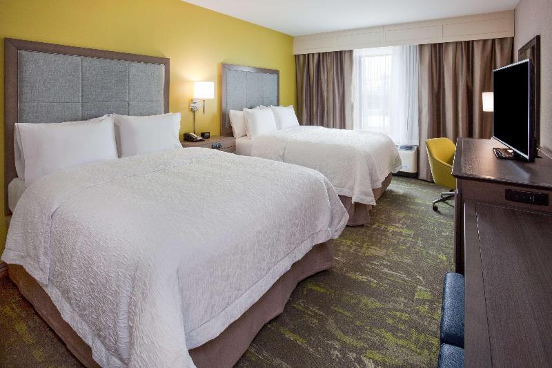 Hampton Inn & Suites Sioux City South image