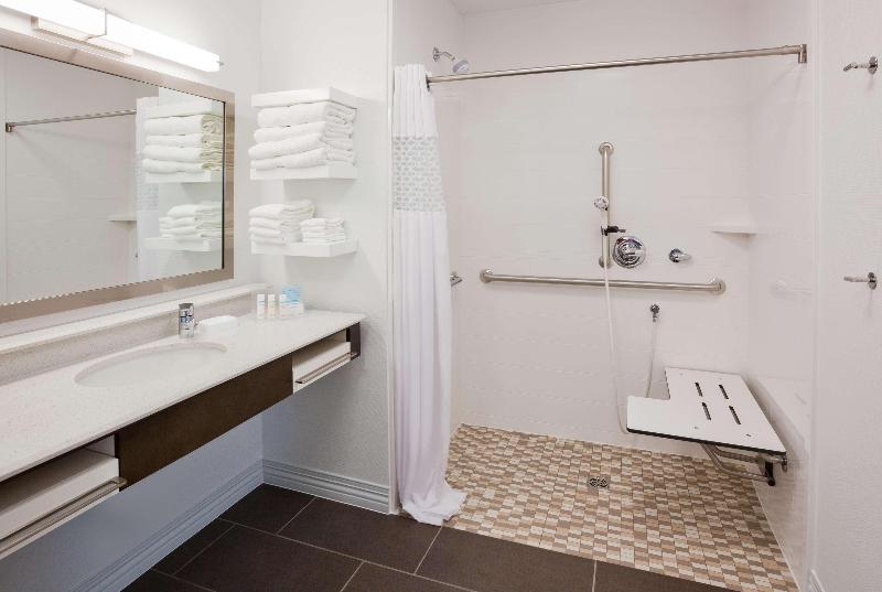 Hampton Inn & Suites Sioux City South image