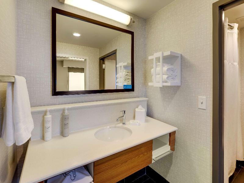 Hampton Inn & Suites Rome image