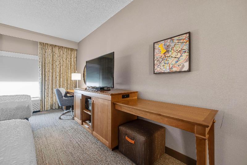 Hampton Inn Cape Girardeau I-55 East image