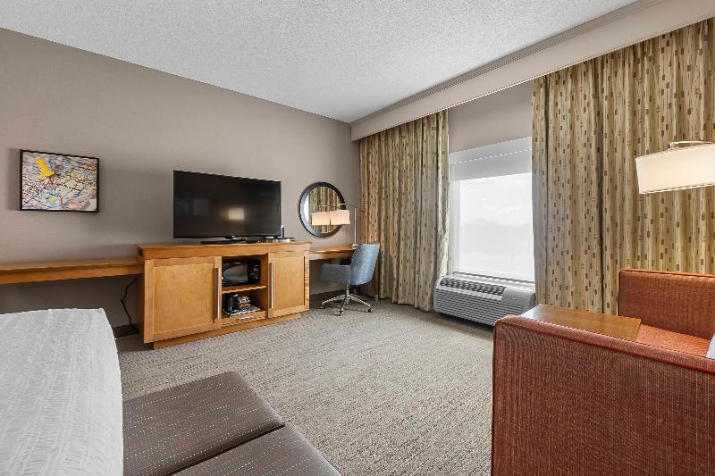 Hampton Inn Cape Girardeau I-55 East image