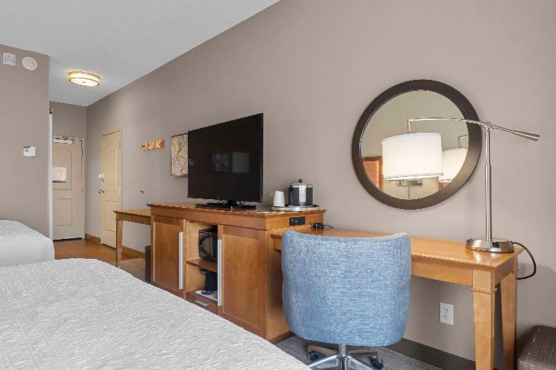Hampton Inn Cape Girardeau I-55 East image