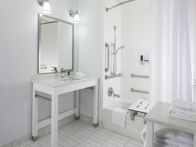 Four Points by Sheraton Seattle Airport South image