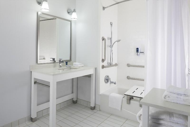 Four Points by Sheraton Seattle Airport South image