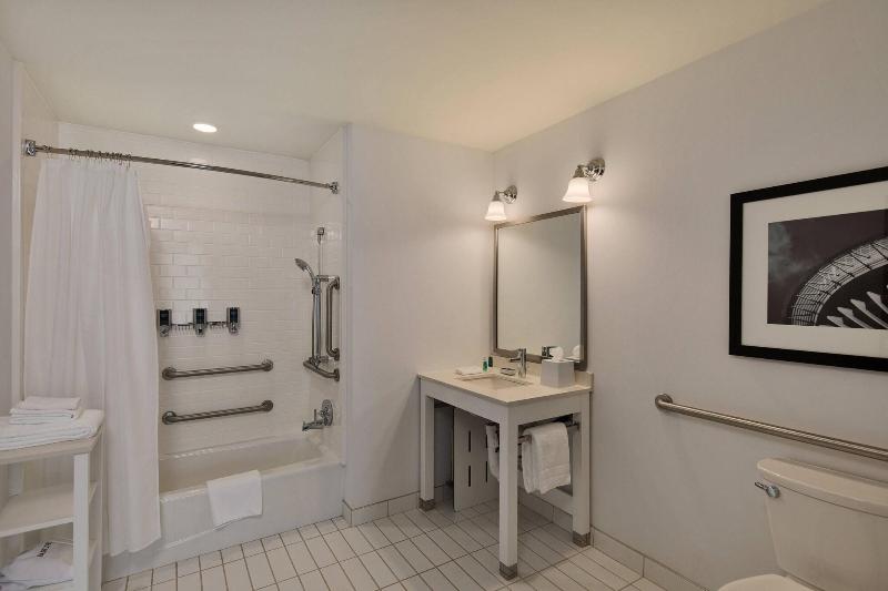 Four Points by Sheraton Seattle Airport South image