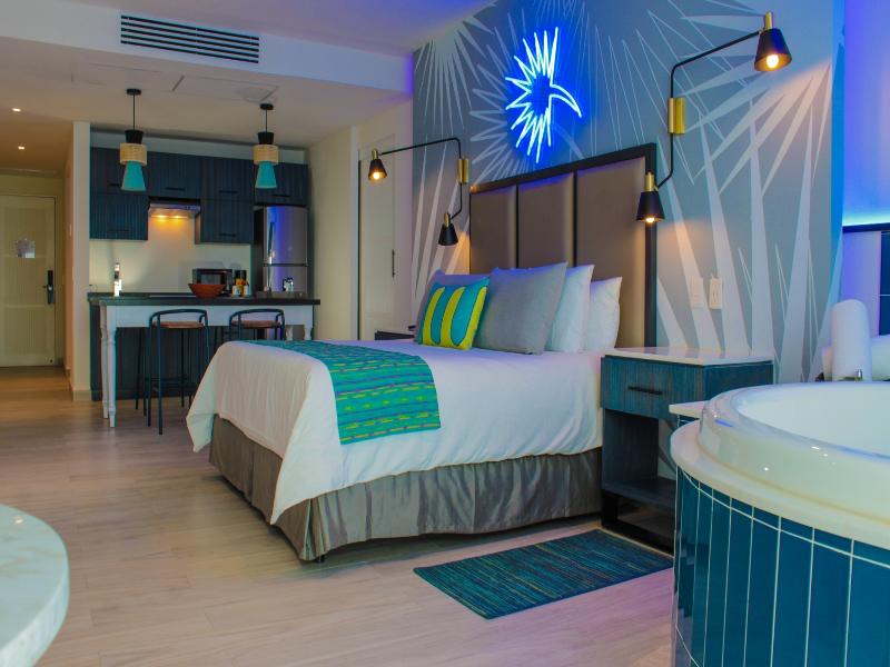 Almar LGBT Luxury Resort image