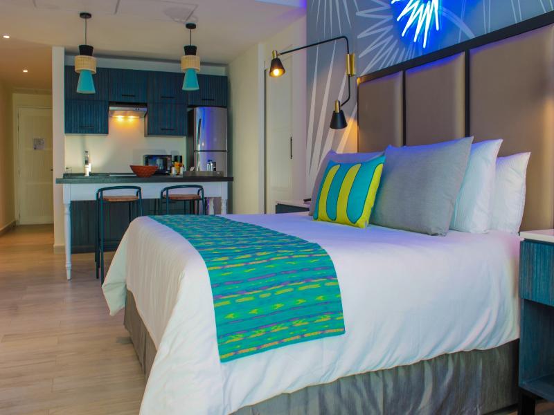 Almar LGBT Luxury Resort image