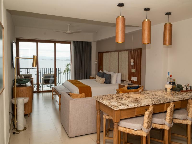 Almar LGBT Luxury Resort image