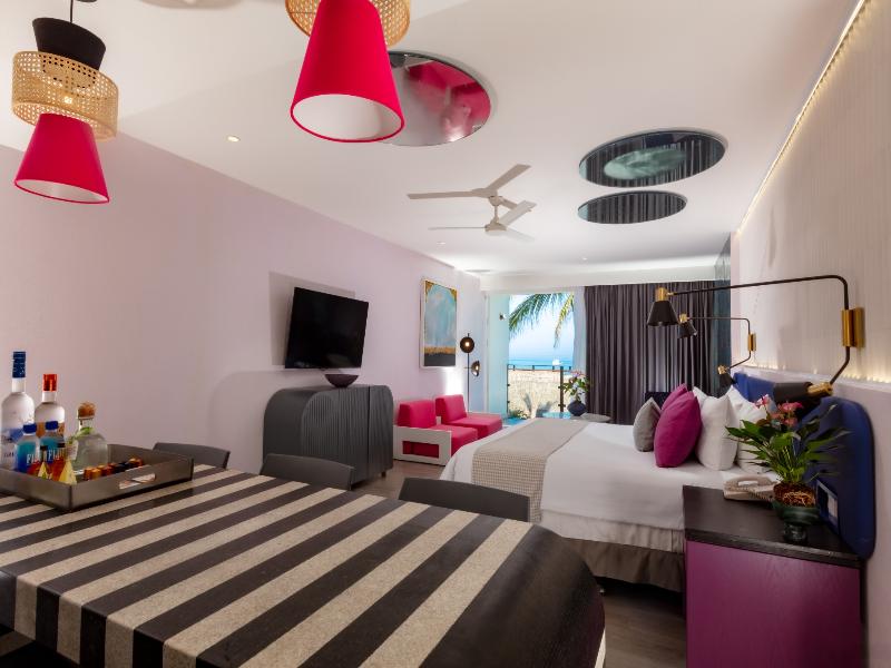 Almar LGBT Luxury Resort image