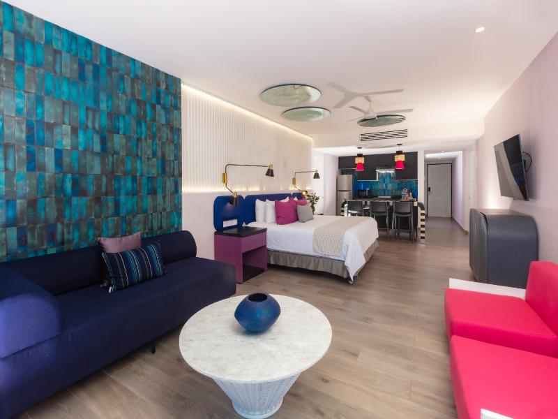Almar LGBT Luxury Resort image