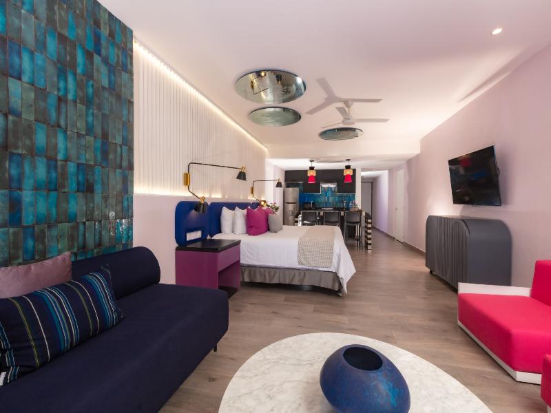 Almar LGBT Luxury Resort image