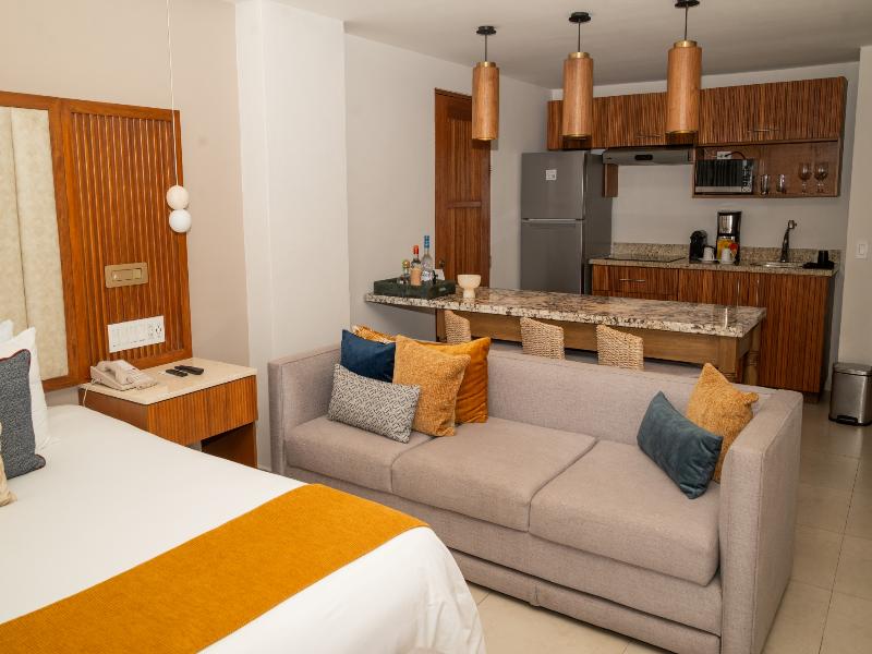 Almar LGBT Luxury Resort image