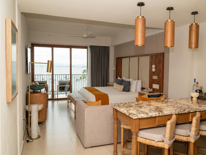 Almar LGBT Luxury Resort image