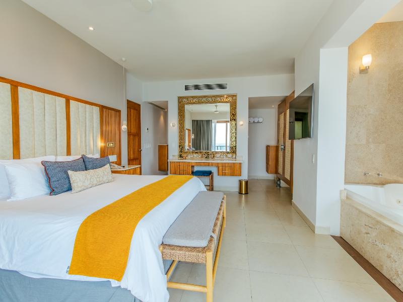 Almar LGBT Luxury Resort image