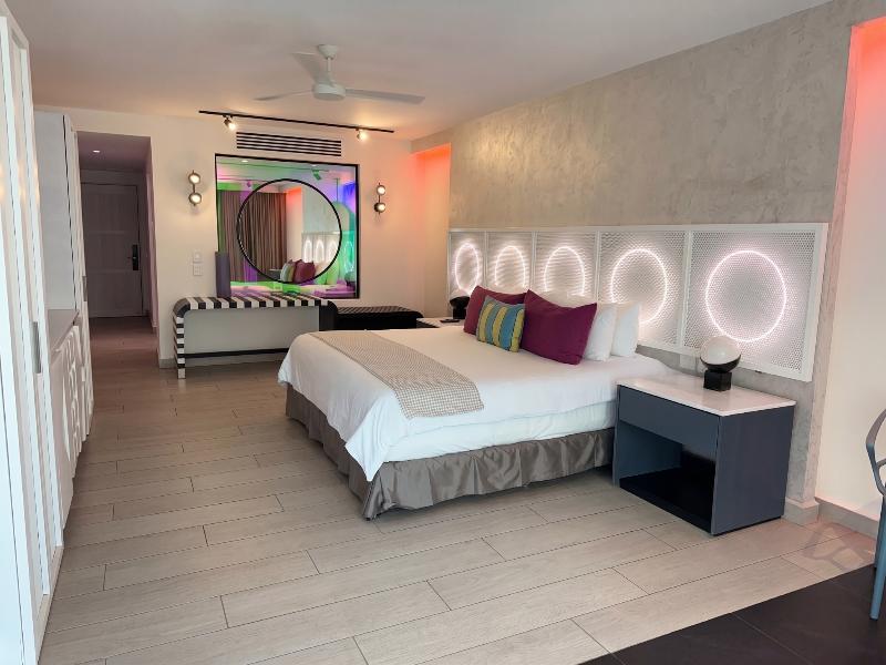 Almar LGBT Luxury Resort image