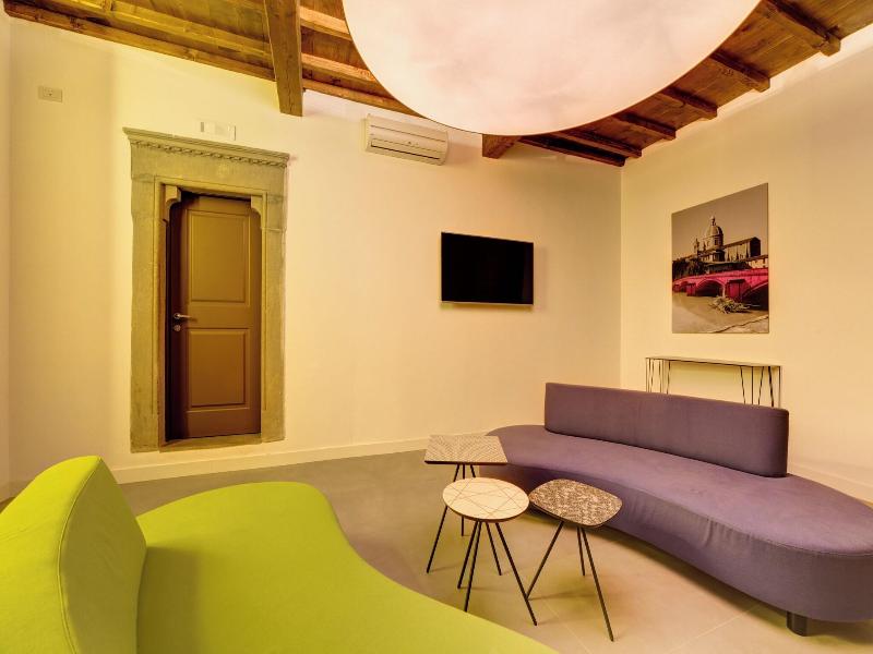 Mannaioni Suites image