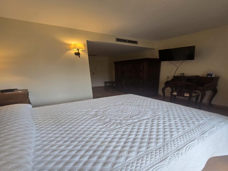 Hotel Vila Do Val image