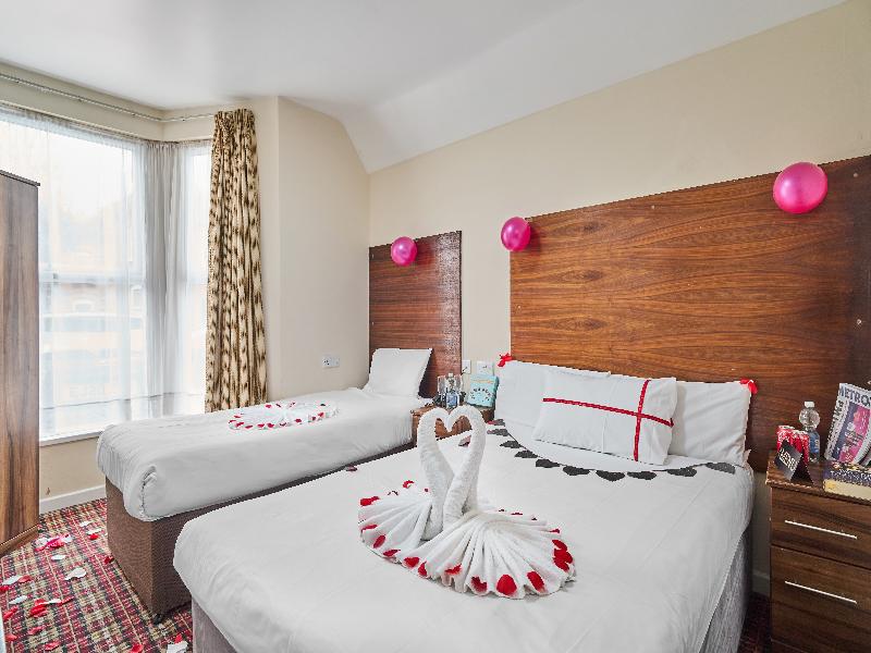 Lucky 8 Hotel image