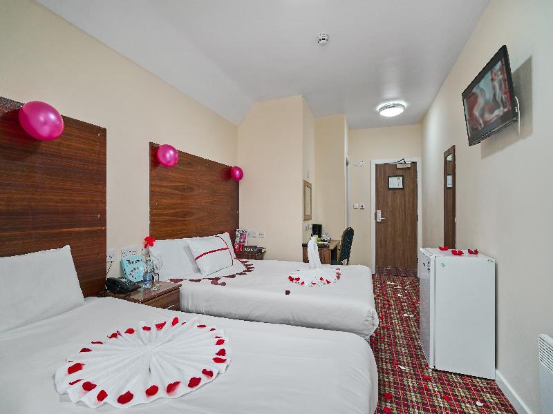 Lucky 8 Hotel image