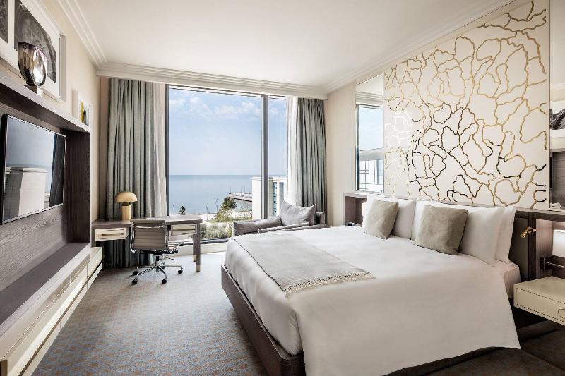 Baku Marriott Hotel Boulevard image