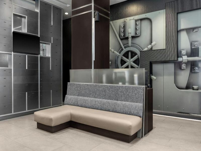 Four Points by Sheraton New York Downtown image