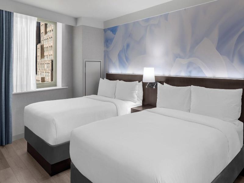 Four Points by Sheraton New York Downtown image