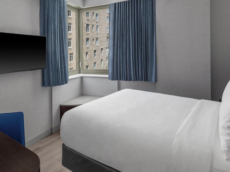 Four Points by Sheraton New York Downtown image