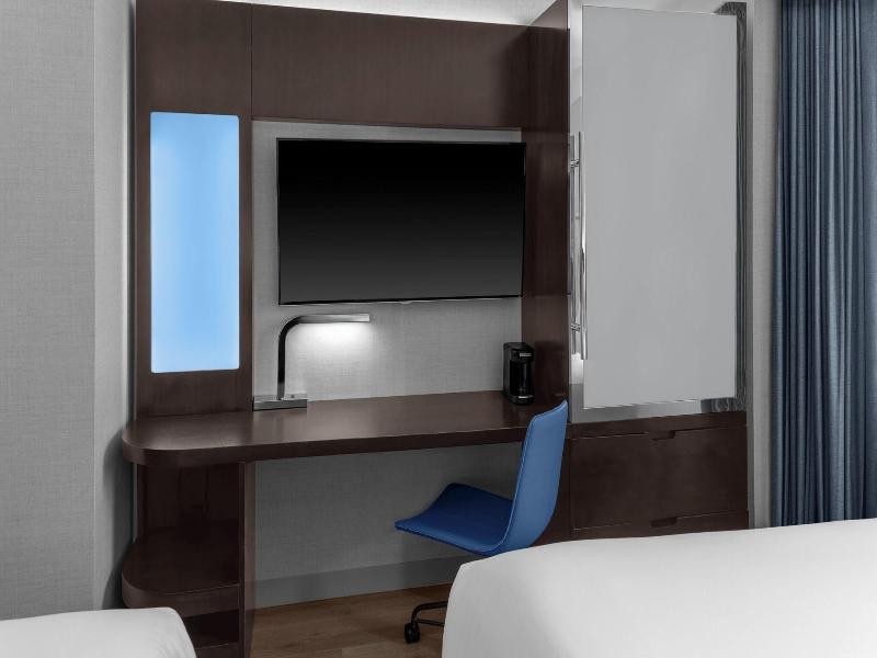 Four Points by Sheraton New York Downtown image