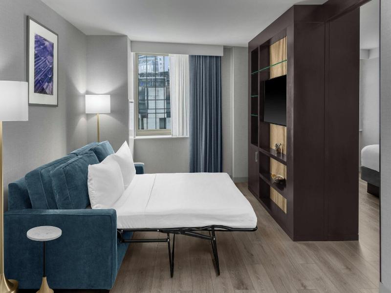 Four Points by Sheraton New York Downtown image