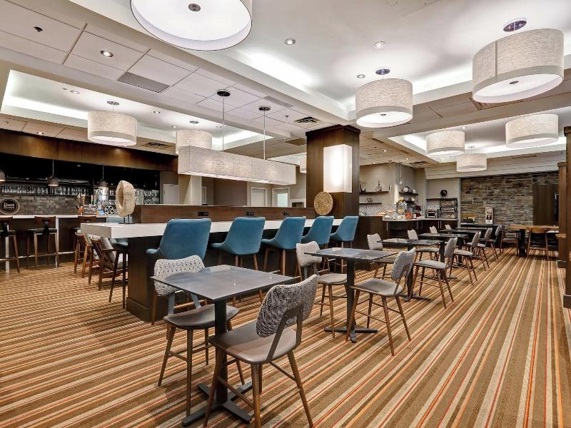 Four Points By Sheraton Toronto Mississauga image