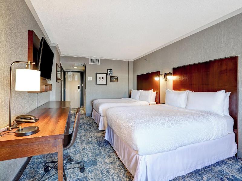 Four Points By Sheraton Toronto Mississauga image